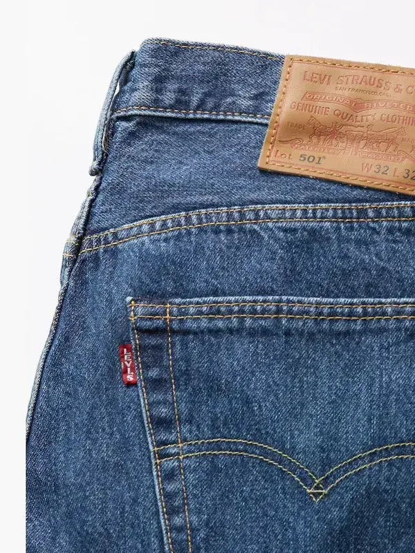 Blugi Levi’s originali – mărimea 32/34